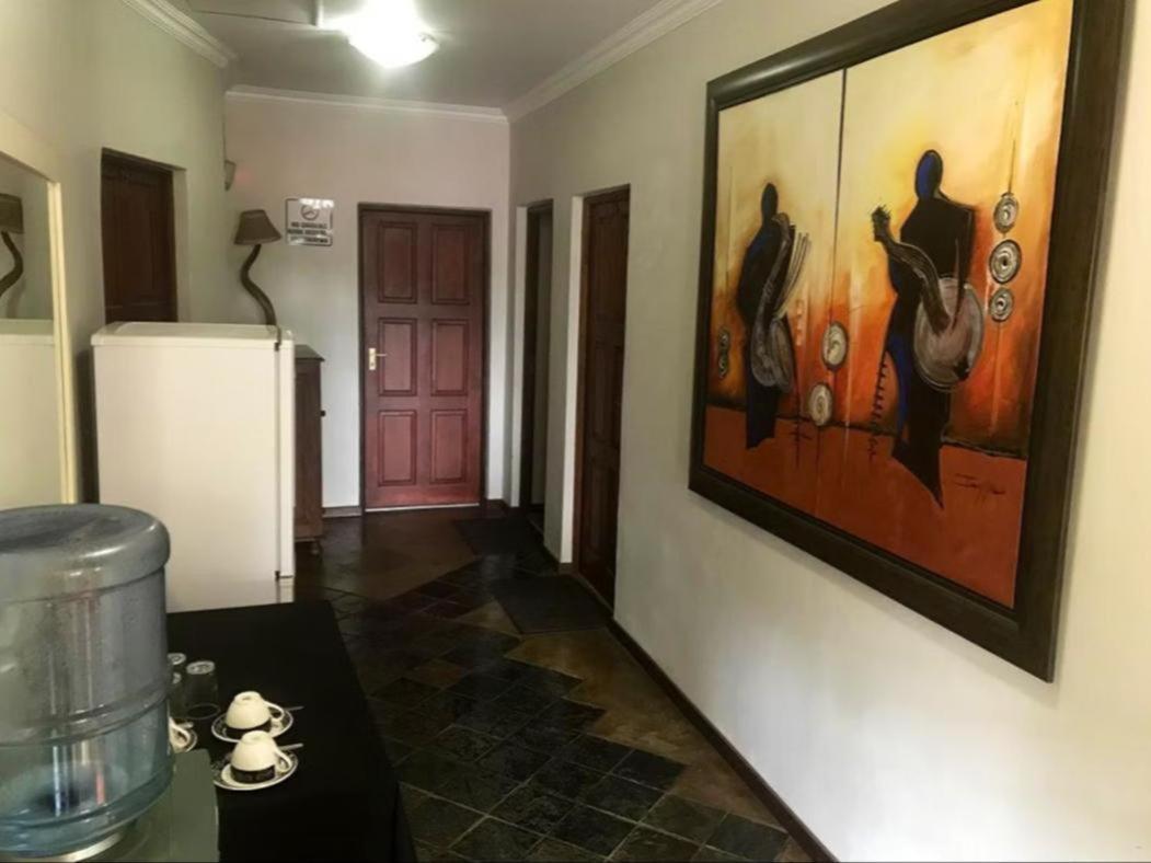 Africa Footprints Lodge Kempton Park Exterior photo